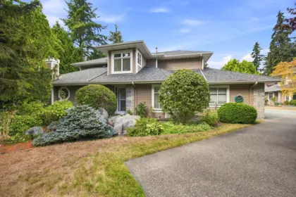 Living Room Photo of 9 15273 24th Avenue, Surrey, BC