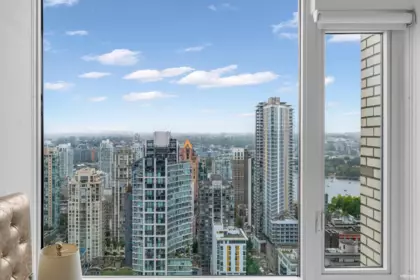Hot Tub / Spa Photo of 3504 1283 Howe Street, Vancouver, BC