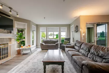 Dining Area Photo of 204 2585 Ware Street, Abbotsford, BC