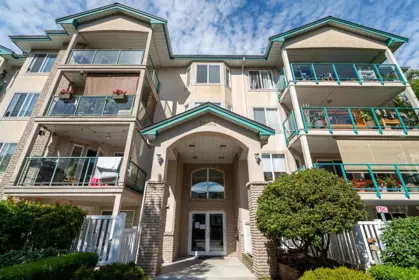 Hot Tub / Spa Photo of 209 20443 53 Avenue, Langley, BC
