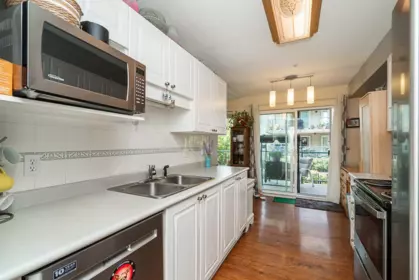 Powder Room Photo of 209 20443 53 Avenue, Langley, BC
