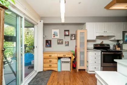 Walk-In Closet Photo of 209 20443 53 Avenue, Langley, BC