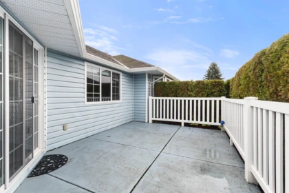 Family Room Photo of 66 1450 Mccallum Road, Abbotsford, BC