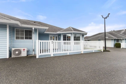 Kitchen Photo of 66 1450 Mccallum Road, Abbotsford, BC