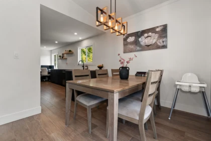 Breakfast Nook Photo of 10165 Brentwood Drive, Chilliwack, BC