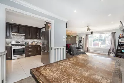 Breakfast Nook Photo of 26487 30 Avenue, Langley, BC
