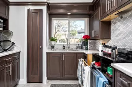 Guest Bathroom Photo of 26487 30 Avenue, Langley, BC