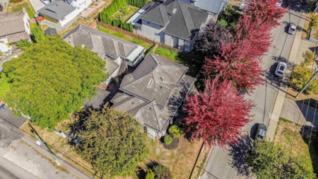 Swimming Pool Photo of 14405 89a Avenue, Surrey, BC