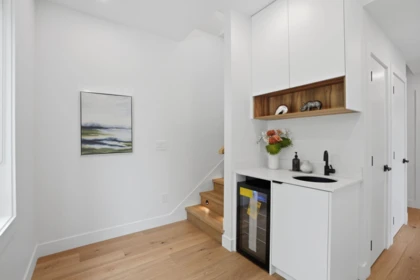 Hallway Photo of 1 2438 E 20th Avenue, Vancouver, BC