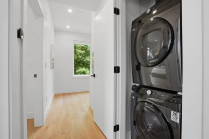 Laundry Room Photo of 1 2438 E 20th Avenue, Vancouver, BC