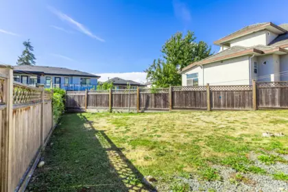Fitness Center Photo Near 7953 155a Street, Surrey, BC