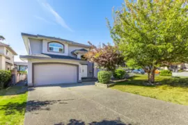 7953 155a Street, Surrey, BC