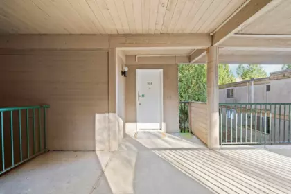 304 9128 Capella Drive, Burnaby, BC, Burnaby — Apartment/Condo for sale