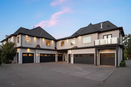 687 204th Street, Langley, BC, Langley — Single Family Residence for sale