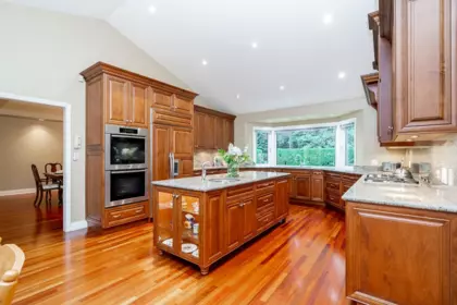 Kitchen Island Photo of 13511 Woodcrest Drive, Surrey, BC