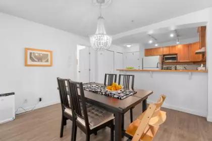 Breakfast Nook Photo of 212 1432 Parkway Boulevard, Coquitlam, BC