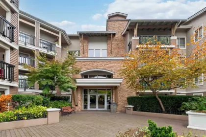 Swimming Pool Photo of 328 8915 202 Street, Langley, BC