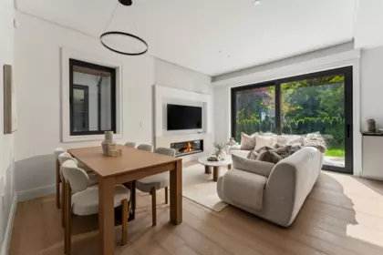2 1183 W 33rd Avenue, Vancouver, BC, Vancouver — Half Duplex for sale