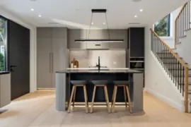 2 1183 W 33rd Avenue, Vancouver, BC