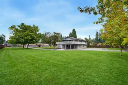 Front Yard Photo of 24061 55 Avenue, Langley, BC