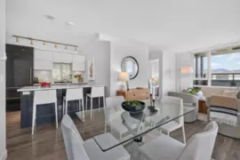 509 238 W Broadway, Vancouver, BC