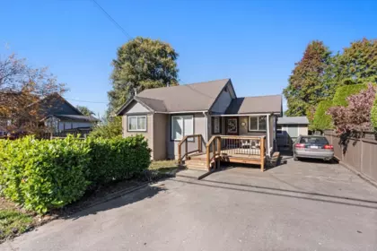 44165 South Sumas Road, Chilliwack, BC, Chilliwack — Single Family Residence for sale