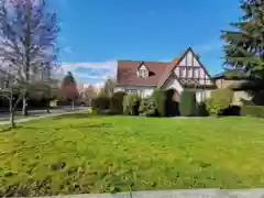 595 W 28th Avenue, Vancouver, BC