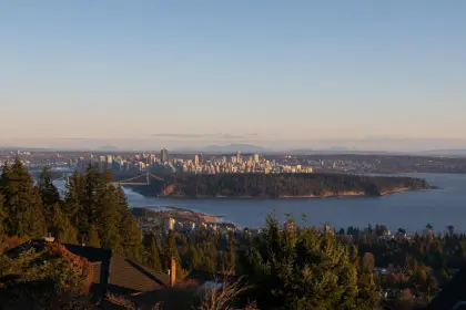 2550 Westhill Drive, West Vancouver, BC, West vancouver — Single Family Residence for sale