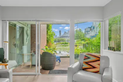 1581 Mariner Walk, Vancouver, BC, Vancouver — Townhouse for sale
