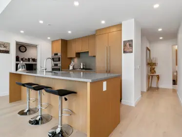 204 4988 Cambie Street, Vancouver, BC, Vancouver — Apartment/Condo for sale