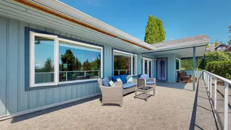 6510 Jasper Road, Sechelt, BC, Sechelt — Single Family Residence for sale