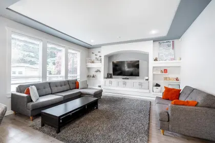 18932 68b Avenue, Surrey, BC, Surrey — Single Family Residence for sale