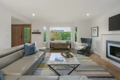 424 W 15th Street, North Vancouver, BC, North vancouver — Single Family Residence for sale