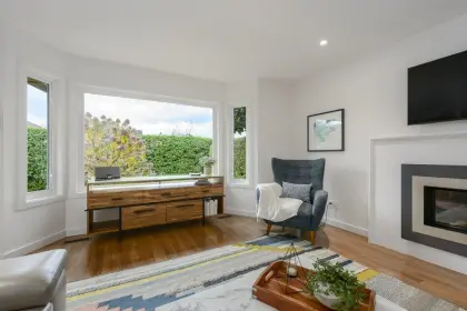 424 W 15th Street, North Vancouver, BC, North vancouver — Single Family Residence for sale