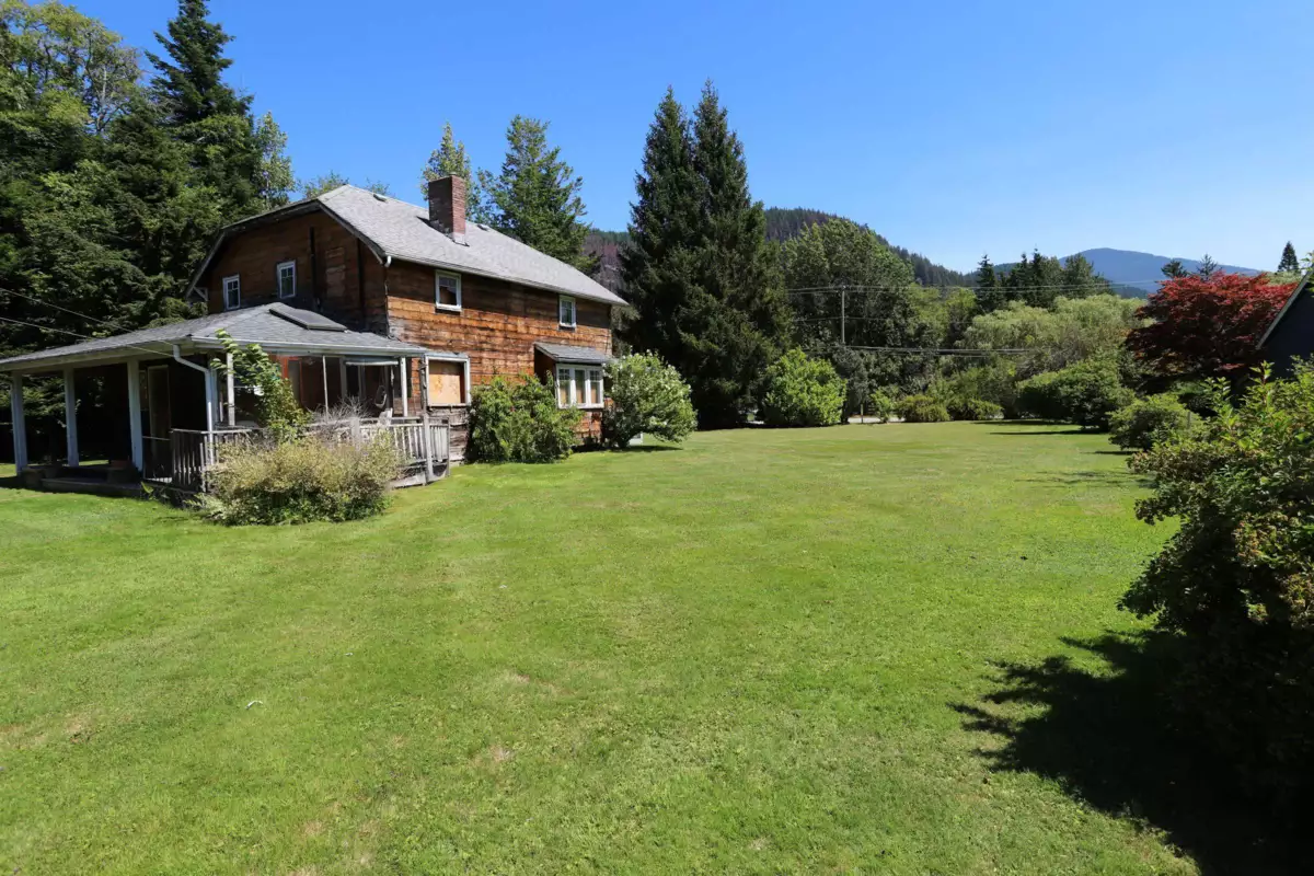 Kitchen Photo of 41591 Government Road, Squamish, BC