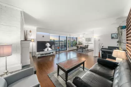 302 2545 Lonsdale Avenue, North Vancouver, BC, North vancouver — Apartment/Condo for sale