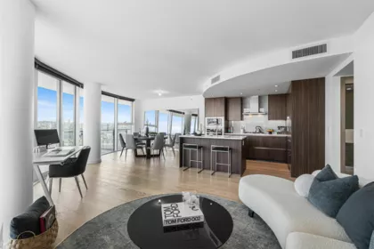 2717 89 Nelson Street, Vancouver, BC, Yaletown — 2 bed apartment/condo for sale