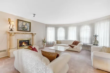 5655 Laurel Street, Burnaby, BC, Burnaby — Single Family Residence for sale