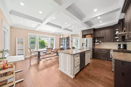 Kitchen Photo of 2575 W 7th Avenue, Vancouver, BC