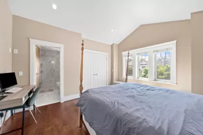 Laundry Room Photo of 2575 W 7th Avenue, Vancouver, BC