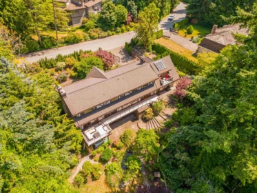 5704 Westport Road, West Vancouver, BC, West Vancouver — Single Family Residence for sale