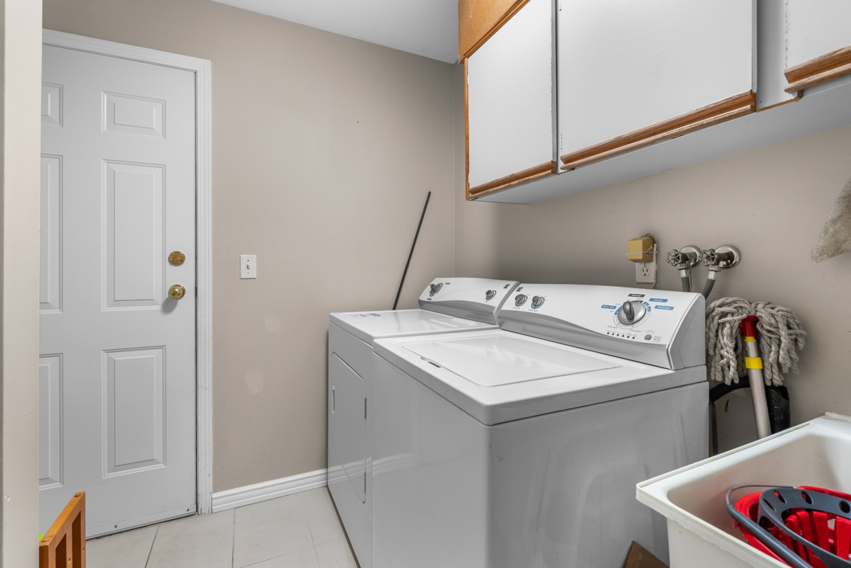 Mudroom Photo of 2818 Crossley Drive, Abbotsford, BC