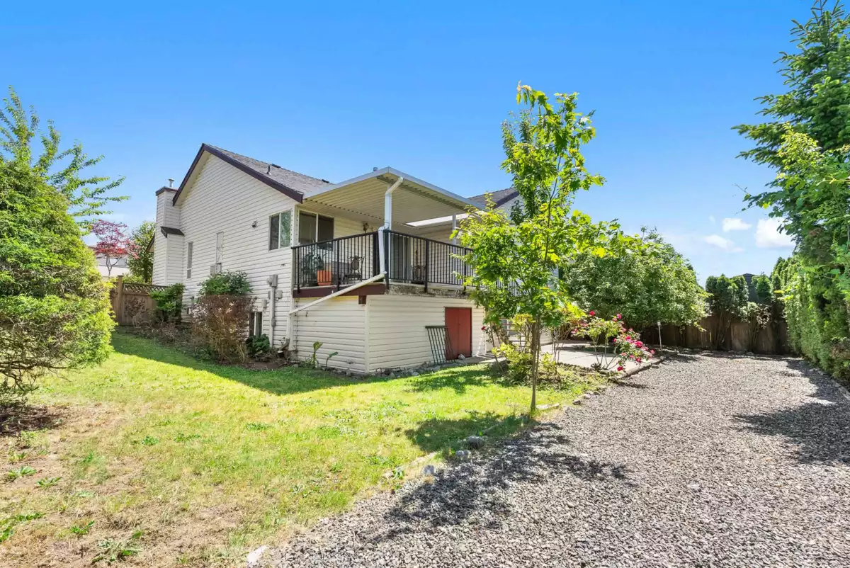 Outdoor Deck Photo of 2818 Crossley Drive, Abbotsford, BC