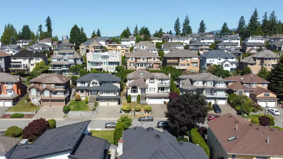 Family Room Photo of 2267 Sorrento Drive, Coquitlam, BC