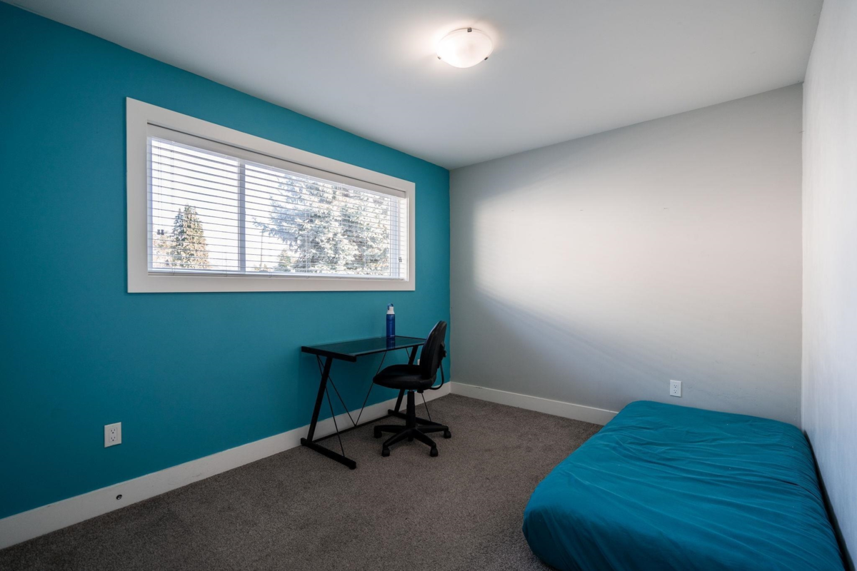 Hallway Photo of 1 1408 Sixth Avenue, New Westminster, BC