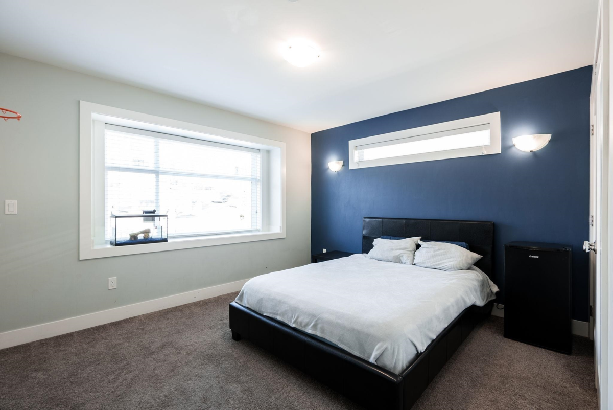 Mudroom Photo of 1 1408 Sixth Avenue, New Westminster, BC