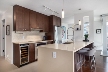1606 888 Homer Street, Vancouver, BC, Vancouver — Apartment/Condo for sale