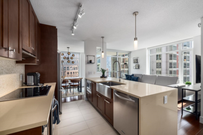 1606 888 Homer Street, Vancouver, BC, Vancouver — Apartment/Condo for sale