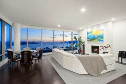 Dining Area Photo of 5704 1128 W Georgia Street, Vancouver, BC