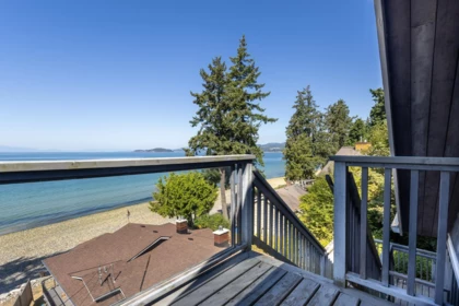 Garage Interior Photo of 4857 Sunshine Coast Highway, Sechelt, BC